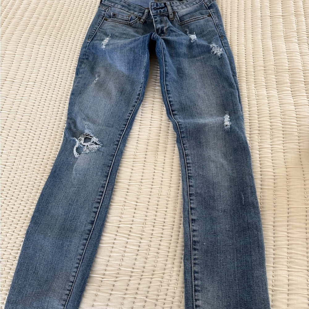 Levi's Distressed Denim Skinny Jeans
